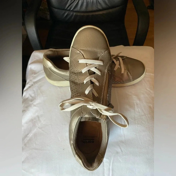 Earth Origins Etta Lace Up Side Zip Sneakers Women’s Size 10 Antique Gold - Picture 9 of 10